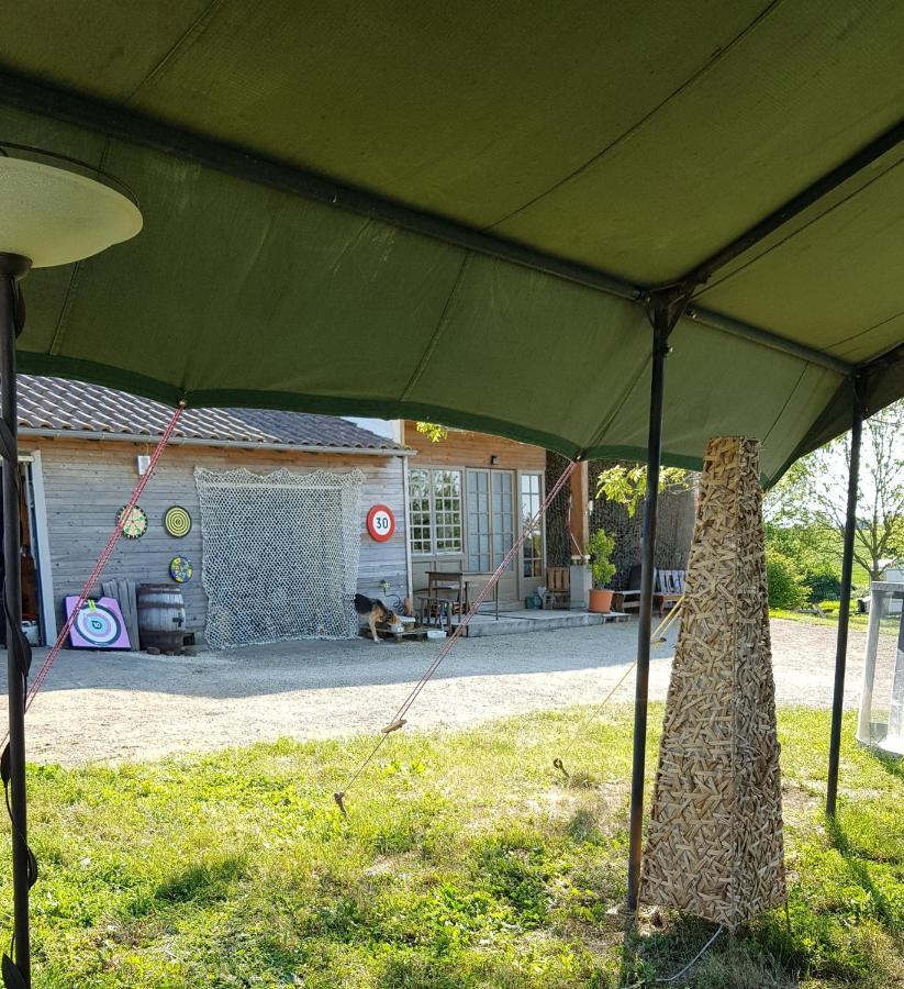 Camping La Petite Houmee Curzay-sur-Vonne Kültér fotó